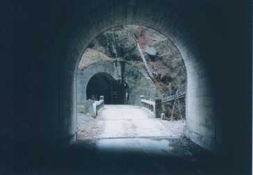 Tunnel